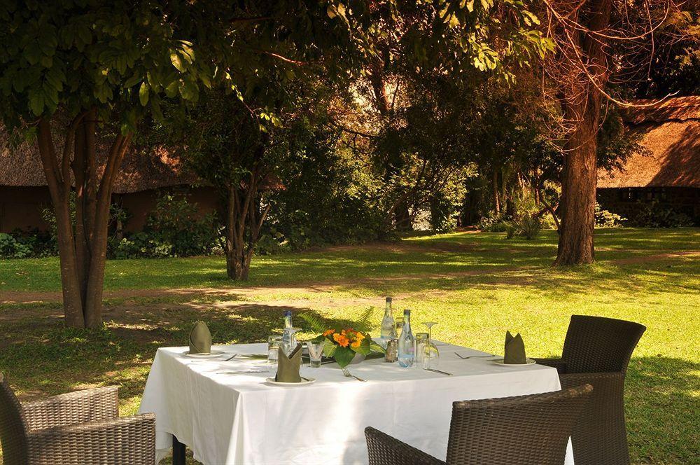 Three Cities Thorntree River Lodge ليفينغستون المظهر الخارجي الصورة